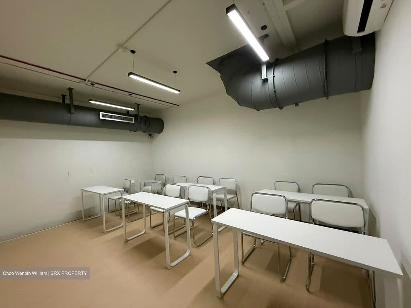Jurong West Street 71 (D22), Office #585380371